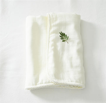 POM POM  MUSLIN BLANKET