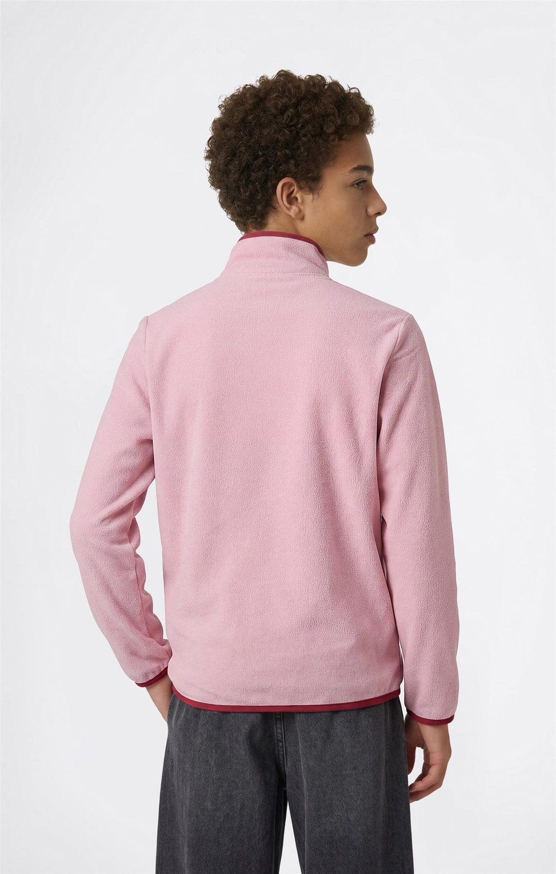 HALF ZIP